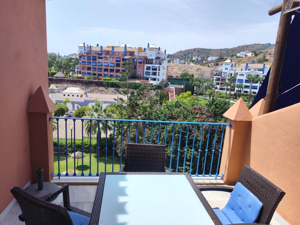 View (from property/room), Balcony/Terrace
