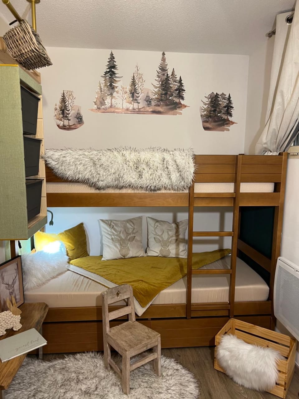Bed, Bedroom, bunk bed