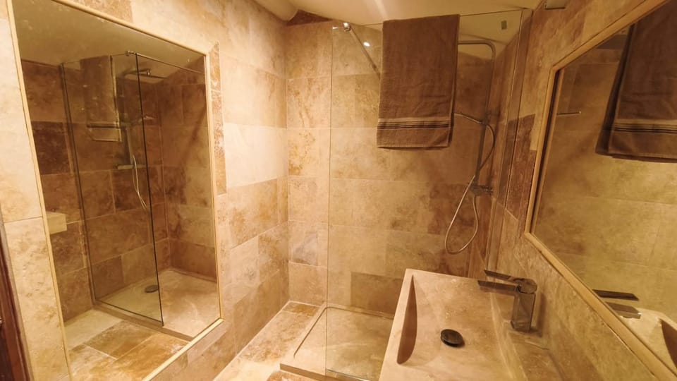 Bastide Hedone en Luberon Bed and Breakfast in Bonnieux