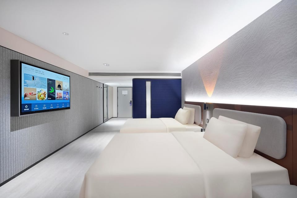 Atour Light Hotel Nanjing Chengxin Avenue Subway Station Hotel in Nanjing