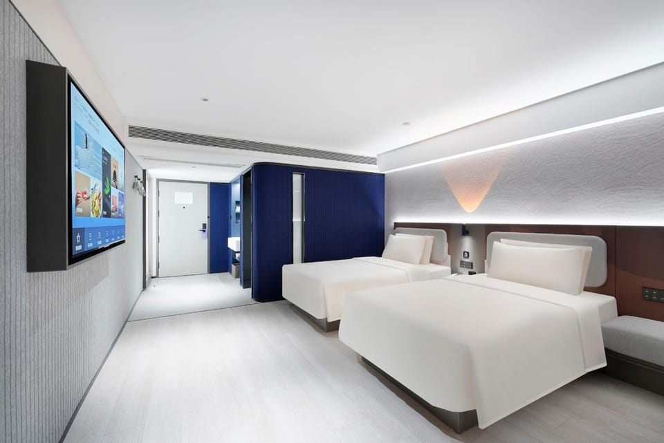Atour Light Hotel Nanjing Chengxin Avenue Subway Station Hotel in Nanjing