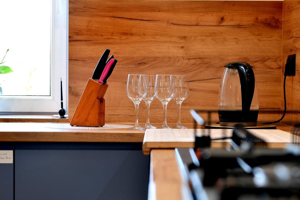 Coffee/tea facilities, Kitchen or kitchenette