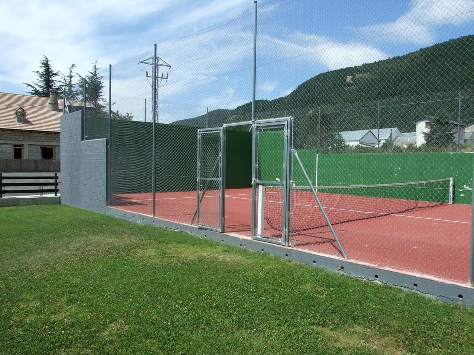 Other, Tennis court