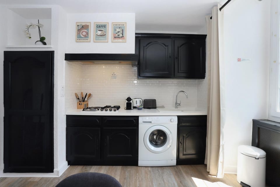 Le Studio - Centre-ville - Petfriendly Apartment in Laval