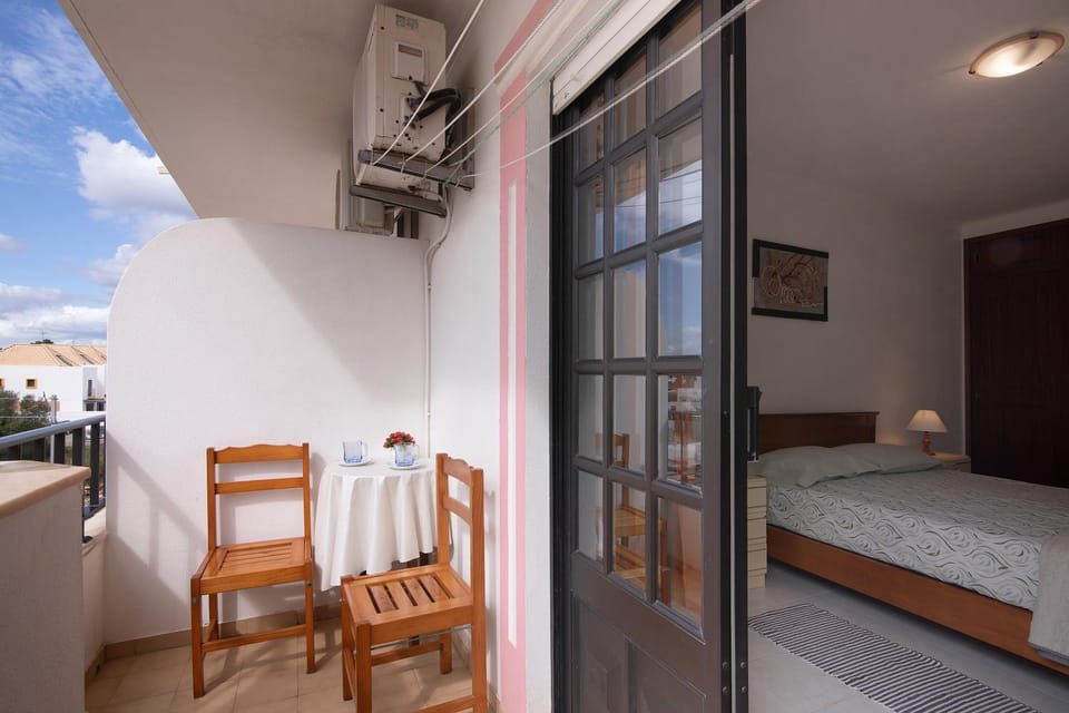 Property building, Living room, Bedroom