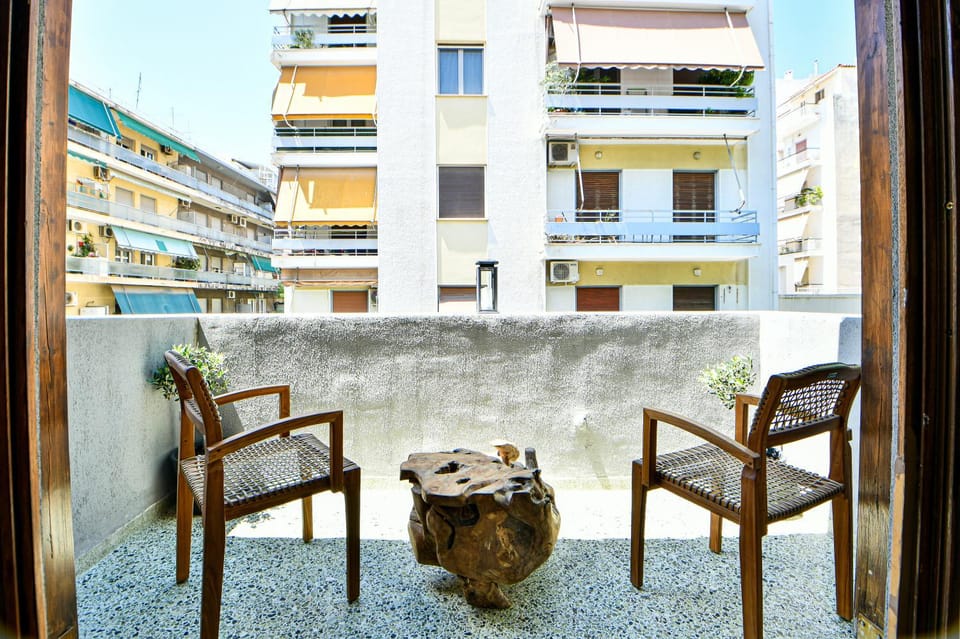 View (from property/room), Balcony/Terrace, Seating area, furniture