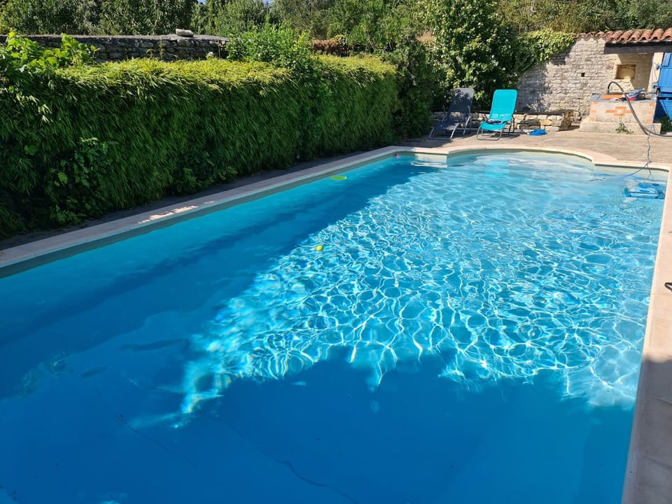Swimming pool, Swimming pool