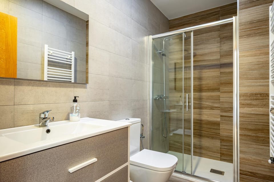 Bathroom, Living room