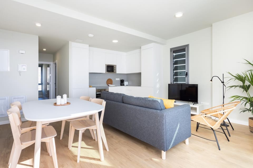 TV and multimedia, Kitchen or kitchenette, Seating area, Dining area