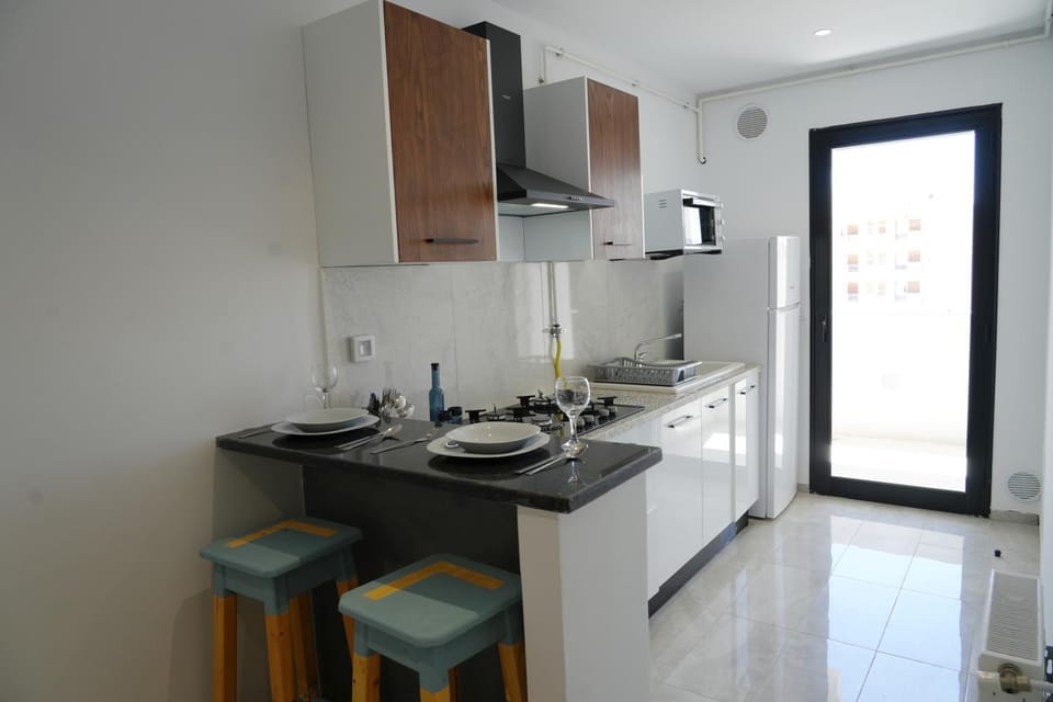 Dining area, minibar, stove