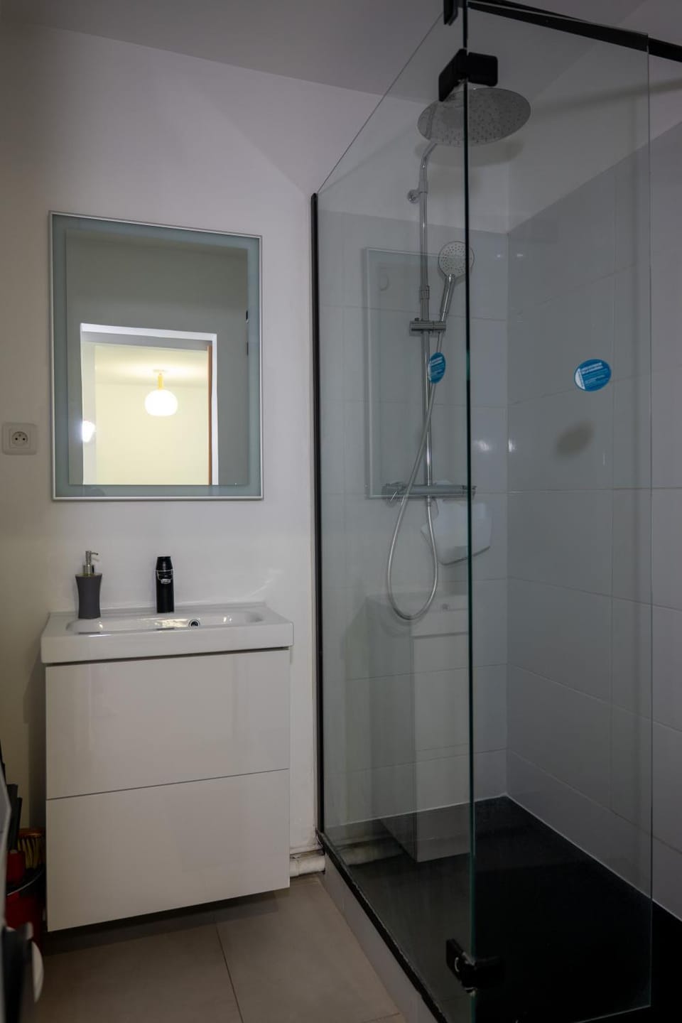 Le Petit Canotier Apartment in Paris