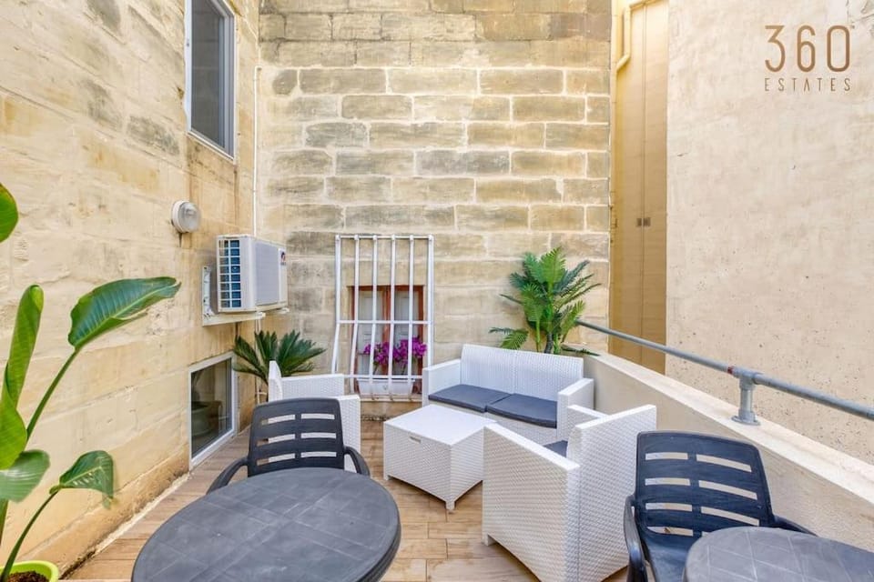 Patio, Living room, Seating area