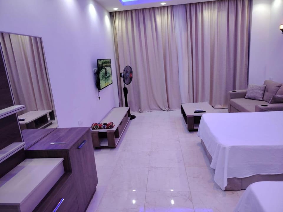 TV and multimedia, Seating area