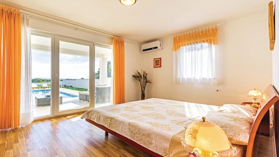 villamorningview Villa in Medulin
