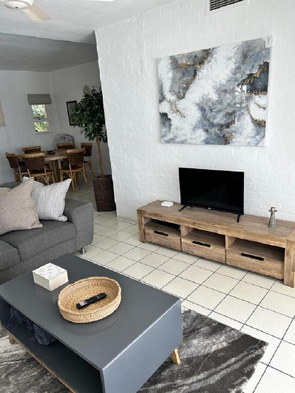 Perissa 64 Apartment in Dolphin Coast
