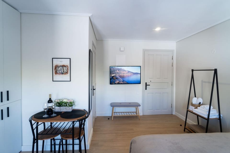 MaD-X 72 Apartment in Messenia