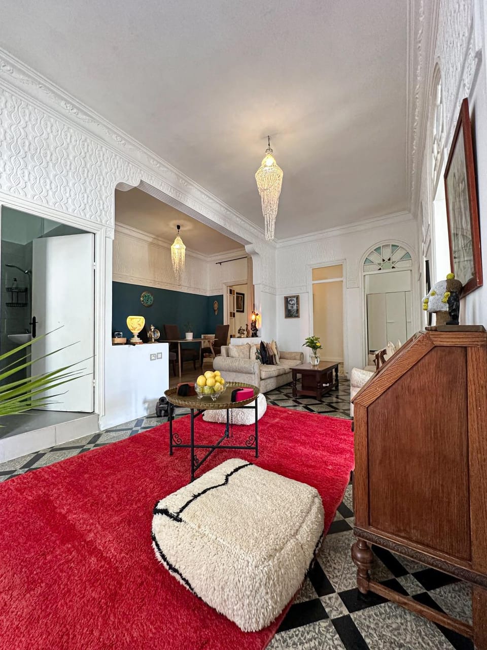 Living room, Seating area