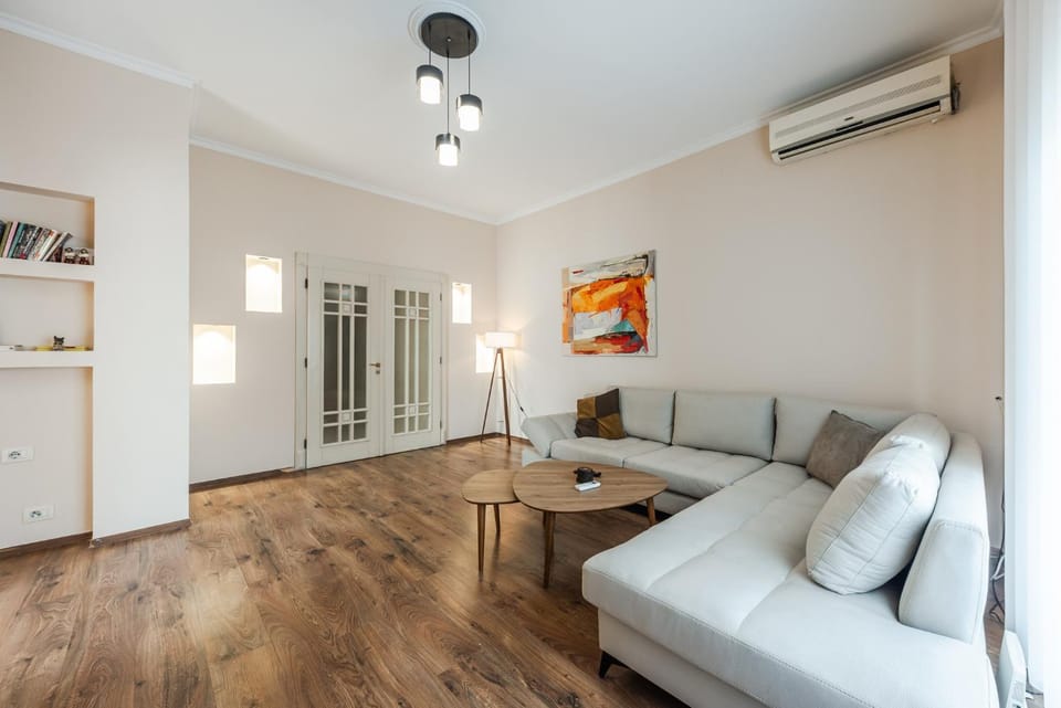 The Old-Clock Apartment by PikHost Apartment in Europe