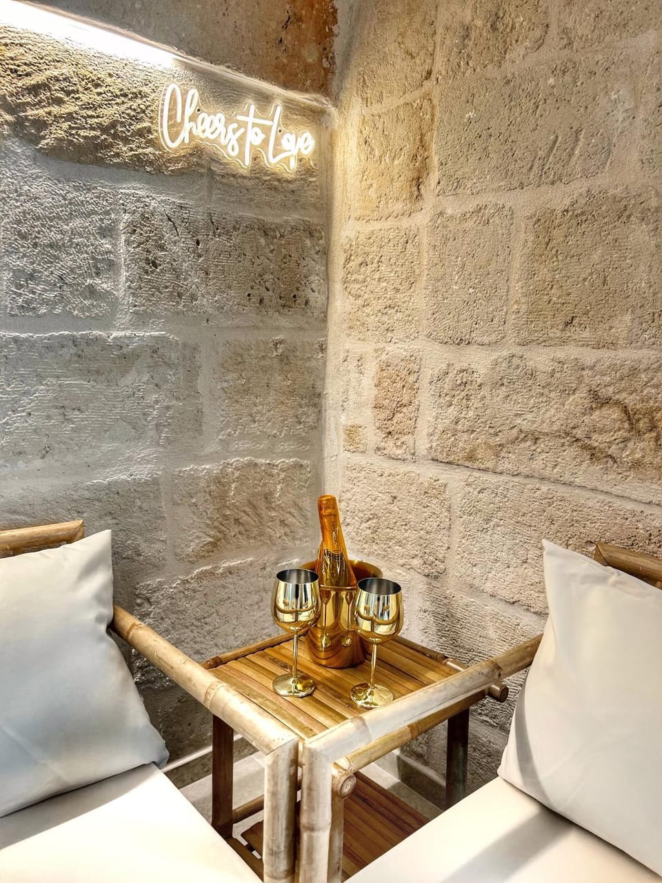 Seating area