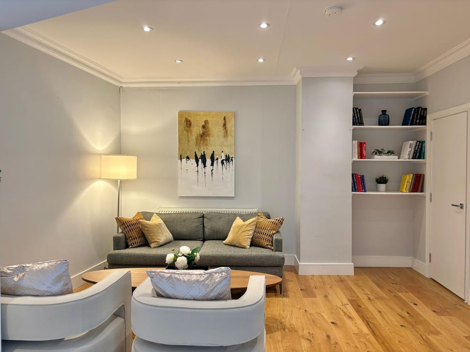 The Cadogan Suite by Harrods Apartment in City of Westminster