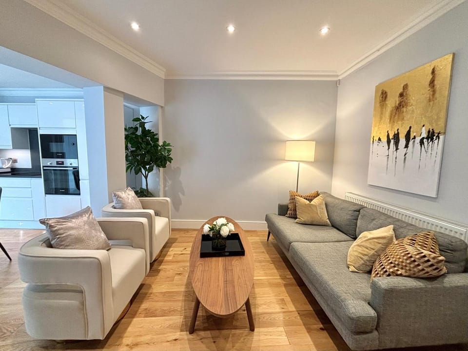 The Cadogan Suite by Harrods Apartment in City of Westminster