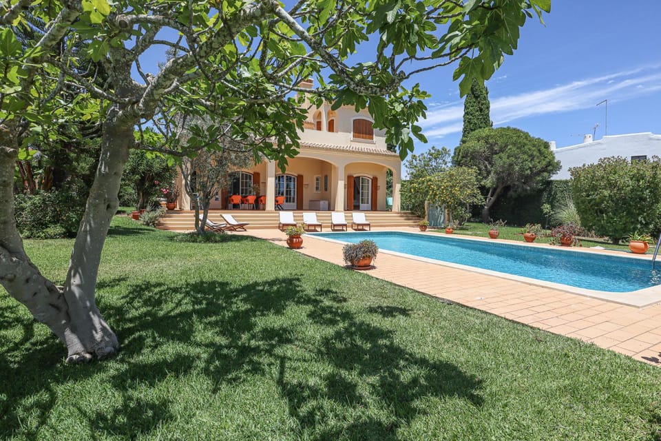Property building, Spring, Garden, Garden view, Pool view, Swimming pool