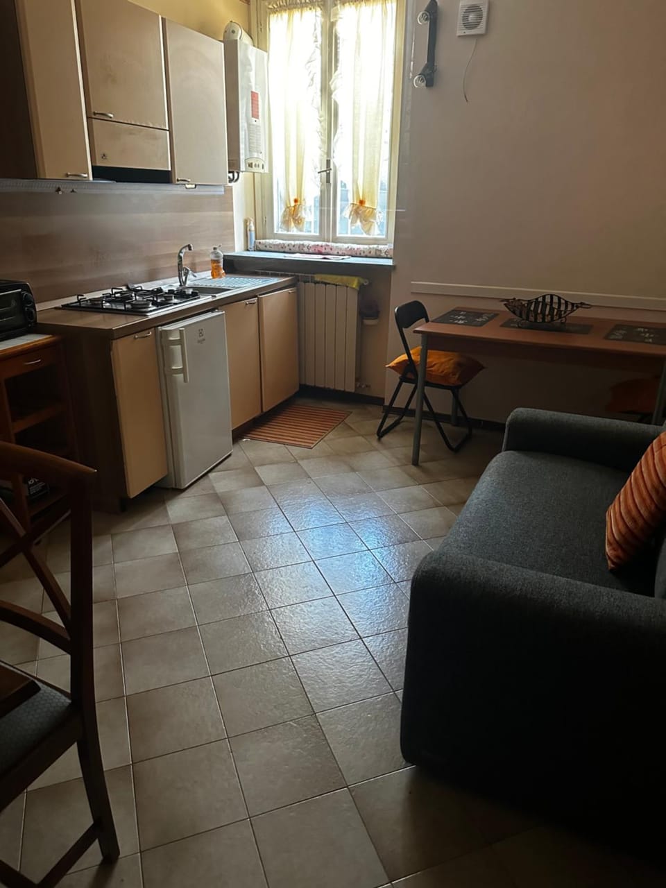 Lounge or bar, Breakfast, Lunch, Dinner, kitchen