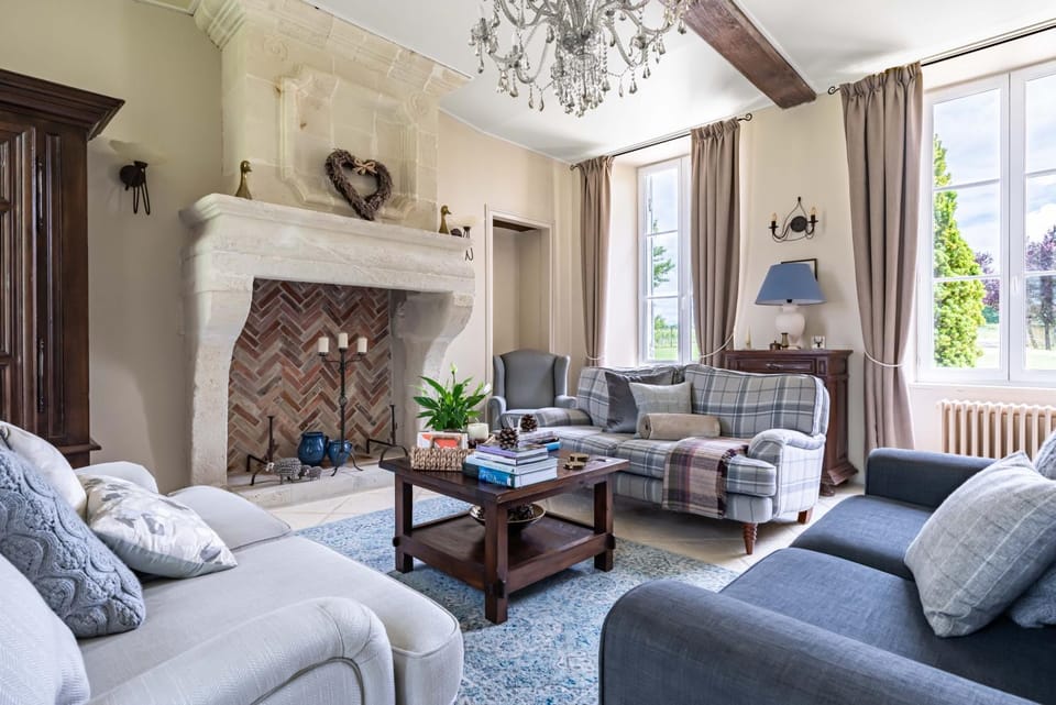 Living room, Seating area