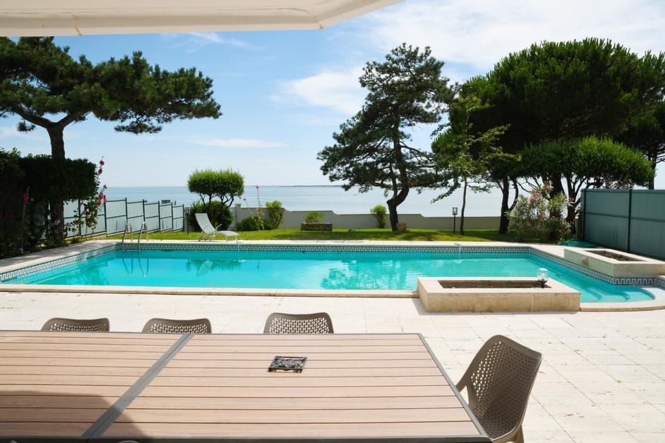 Patio, Day, Natural landscape, Balcony/Terrace, Pool view, Sea view, Swimming pool, Swimming pool, sunbed