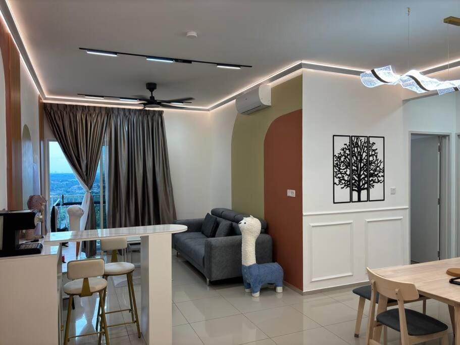 Living room, Dining area