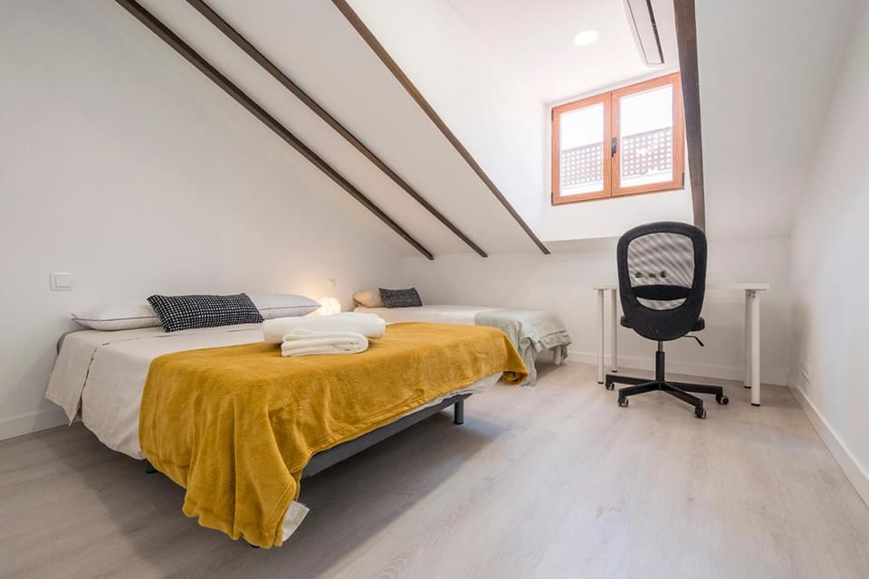 Exclusivo Ático con terraza en Plaza Mayor Apartment in Centro