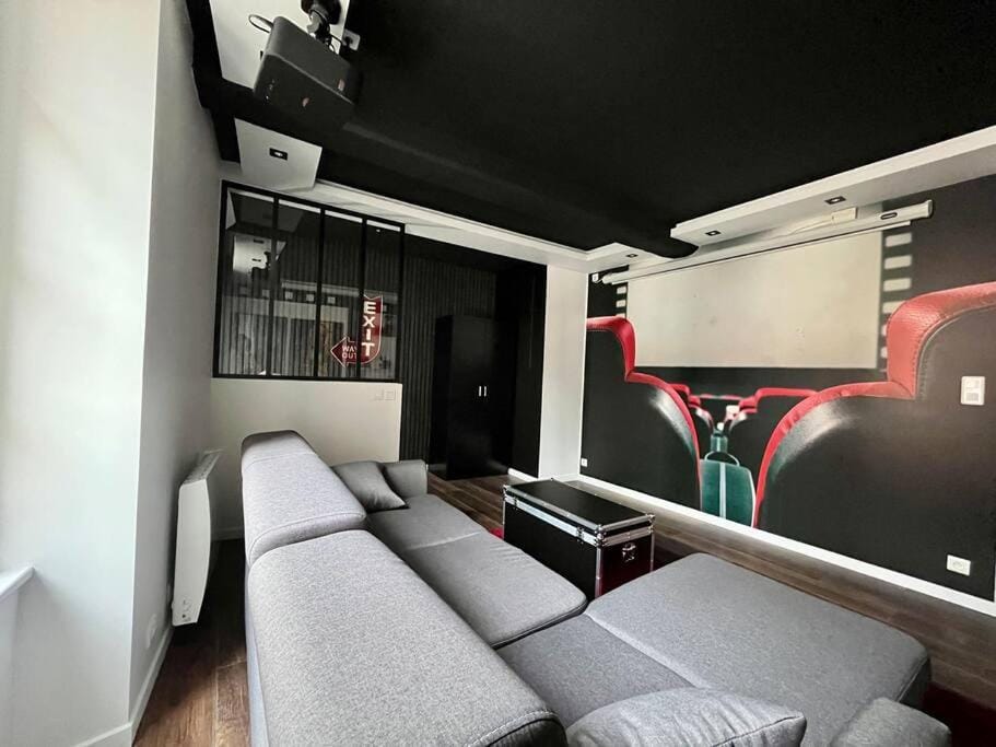 Le Moovie - Centre-ville- Écran cinéma Apartment in Bourgogne-Franche-Comté