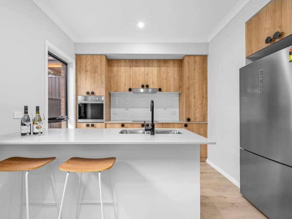 Kitchen or kitchenette, oven, stove