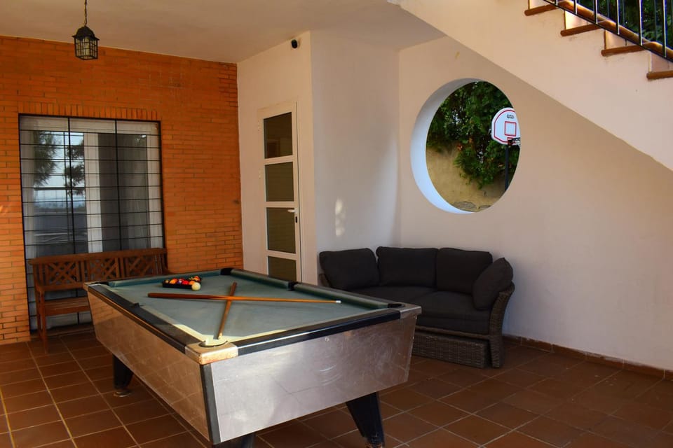 Patio, Billiard, Billiard, Balcony/Terrace, Seating area
