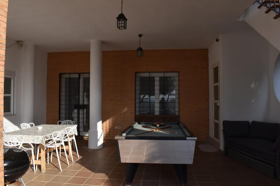 Patio, Billiard, Balcony/Terrace, Seating area, Dining area