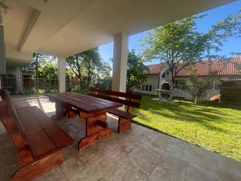 Golden Valley Villa in Sarajevo