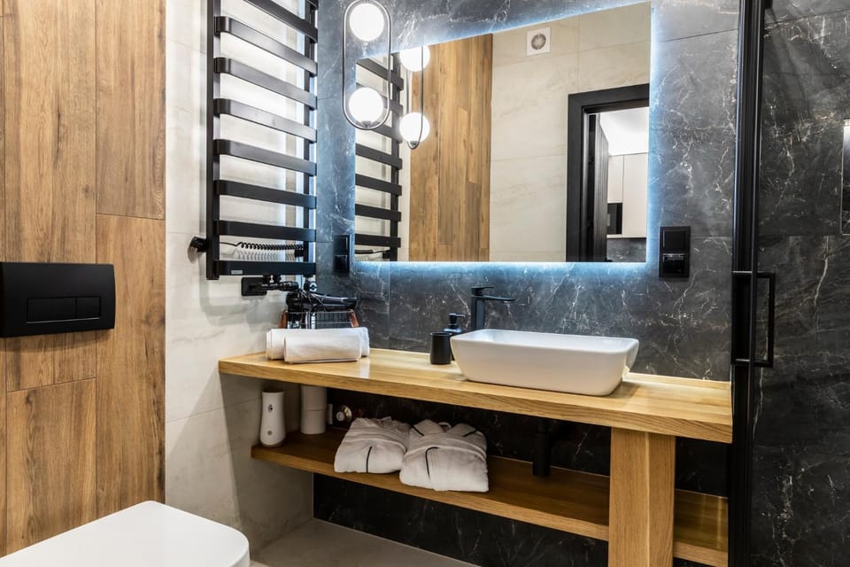 Shower, Bathroom, towels