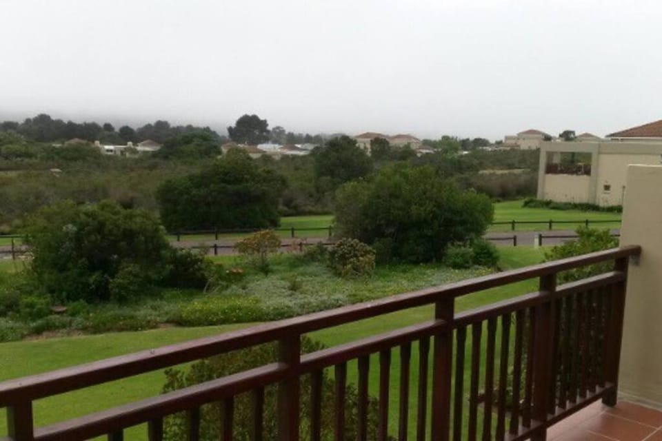 Goosevalley Golf Estate Renovated 2 Bedroom Apartment Unit LL6 Apartment in Eastern Cape