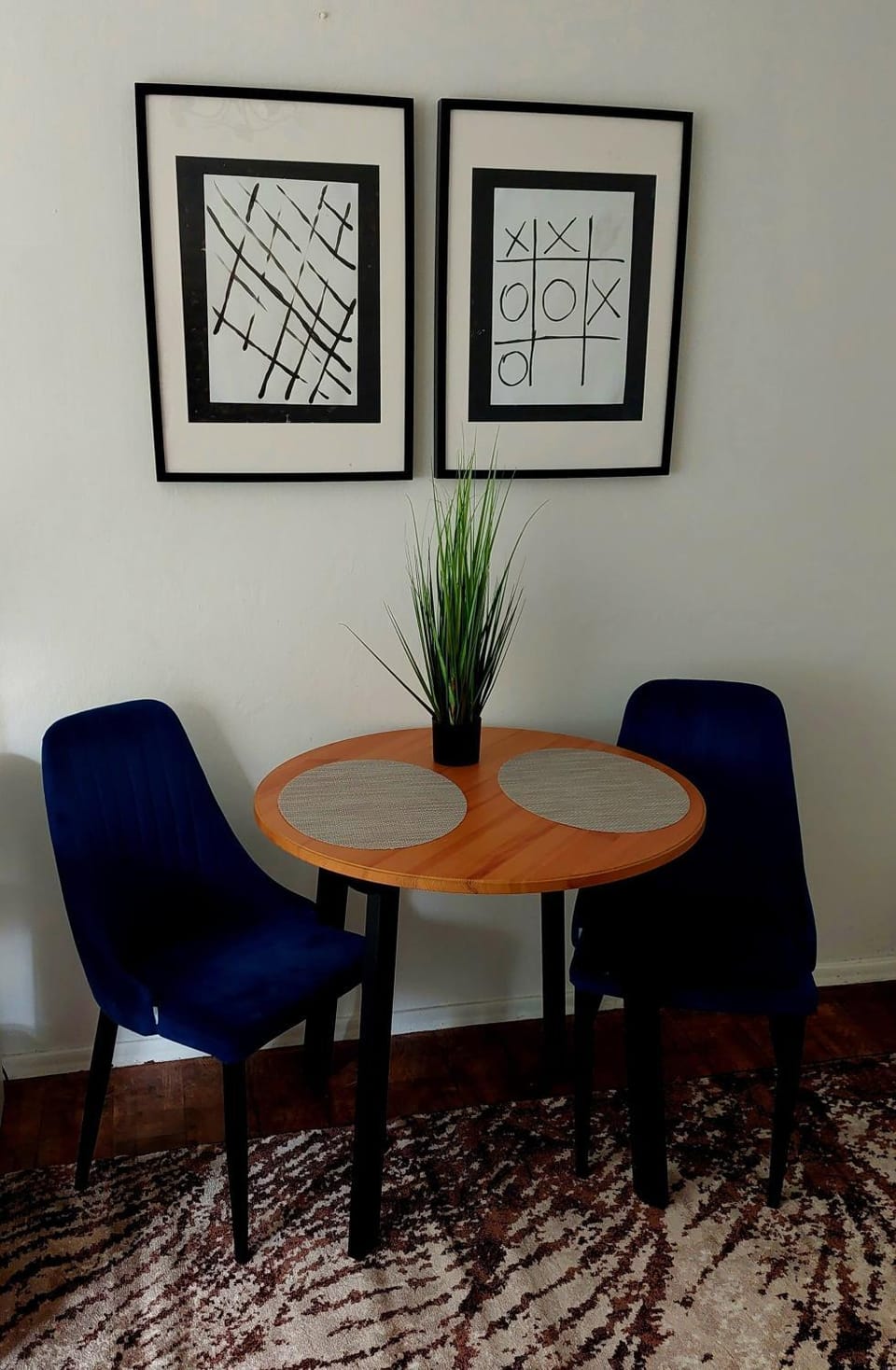 Living room, Photo of the whole room