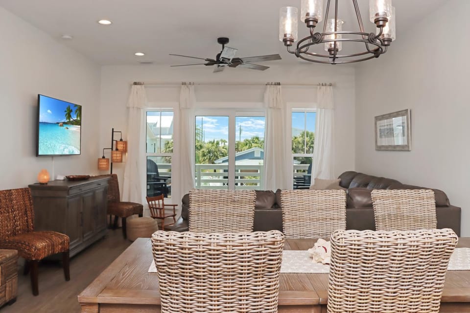 Biggies Beach House by Pristine Properties Vacation Rentals House in Mexico Beach