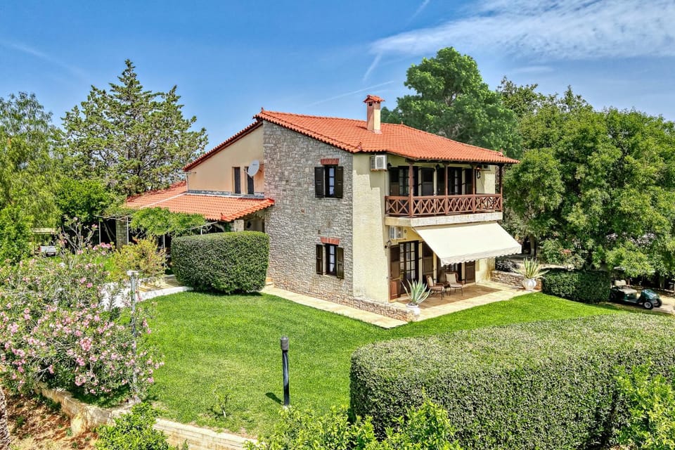 Property building, Spring, Day, Bird's eye view, Garden, Garden view