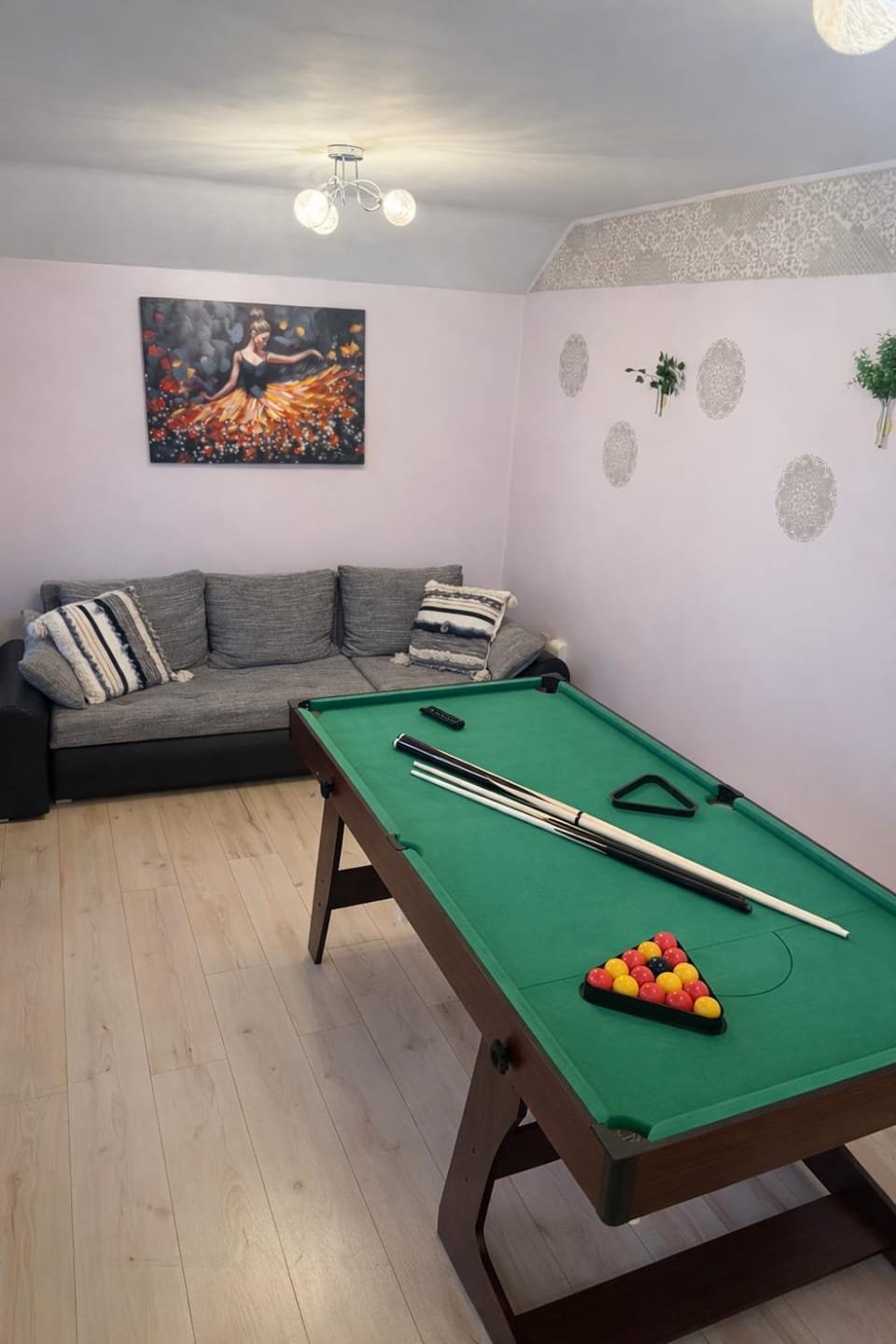 Billiard, Seating area