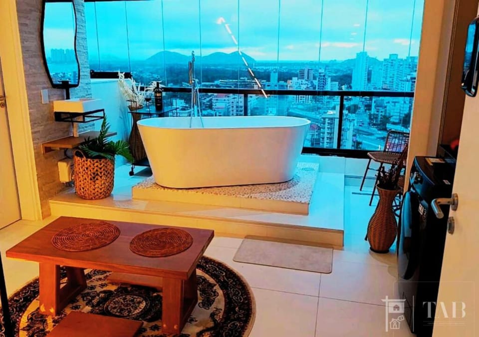 Natural landscape, Hot Tub