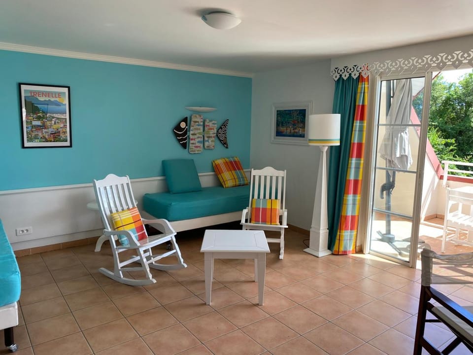 Appartement, 2 chambres, Terrasse vue mer et parc, très calme, Piscine premium, accès direct aux plages, restaurants Apartment in Sainte-Luce