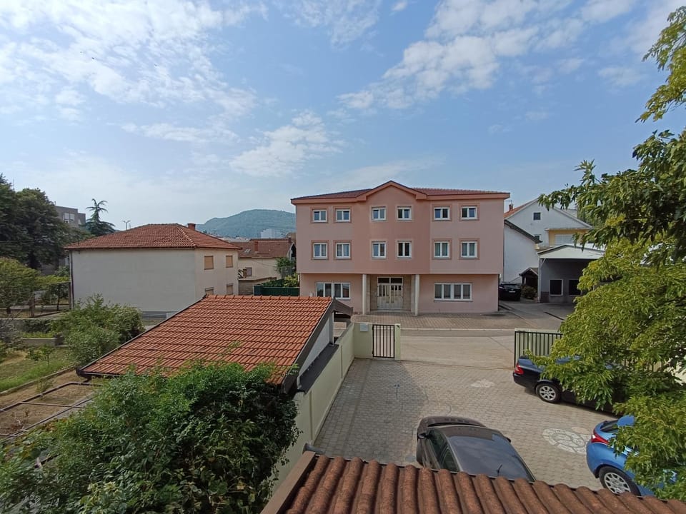 Property building, Parking