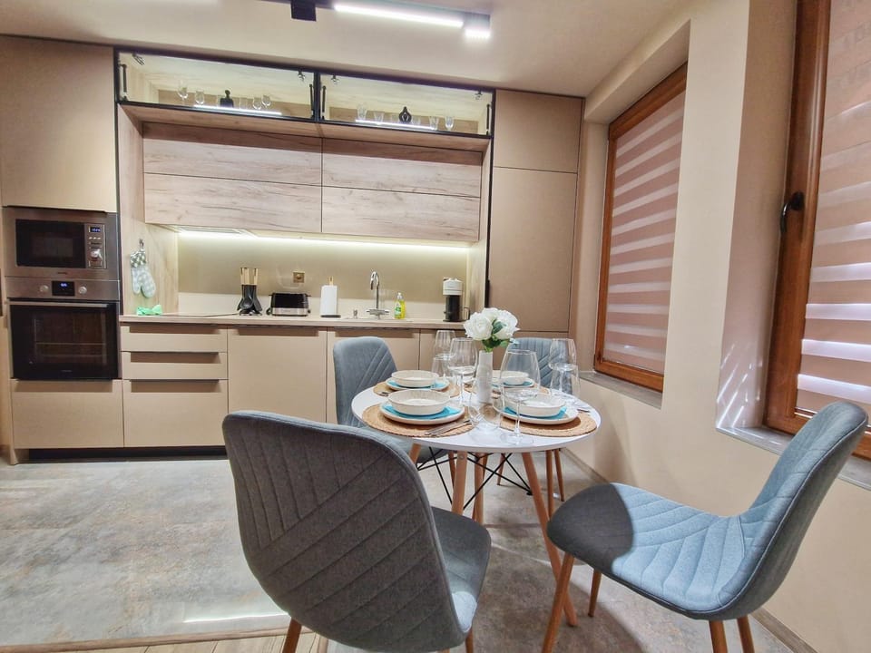 Delux Apart Vulchevi with Parking Apartment in Burgas