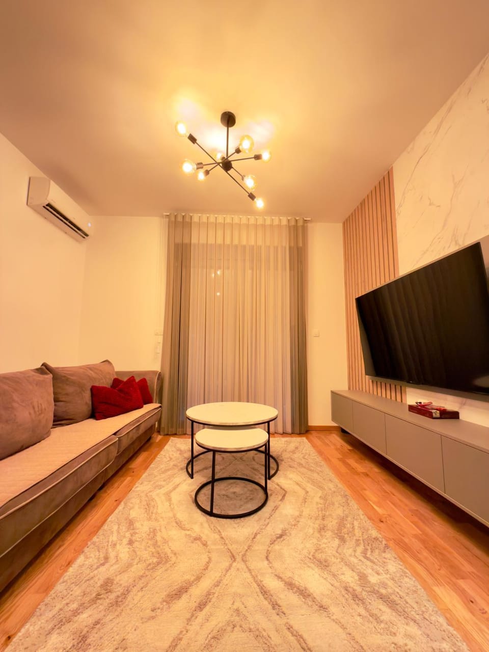 Communal lounge/ TV room, Living room