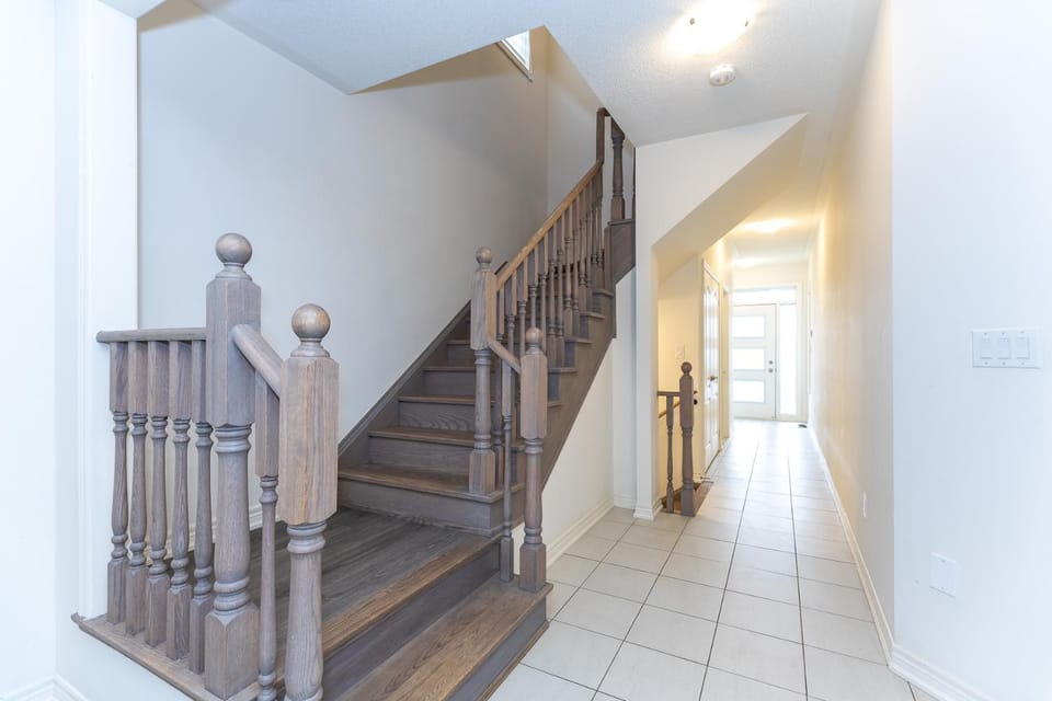 Home in Waterdown House in Burlington