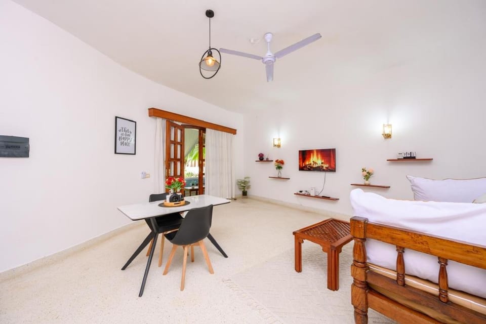 Couzy - Ocean Beach Paradise Apartment in Malindi