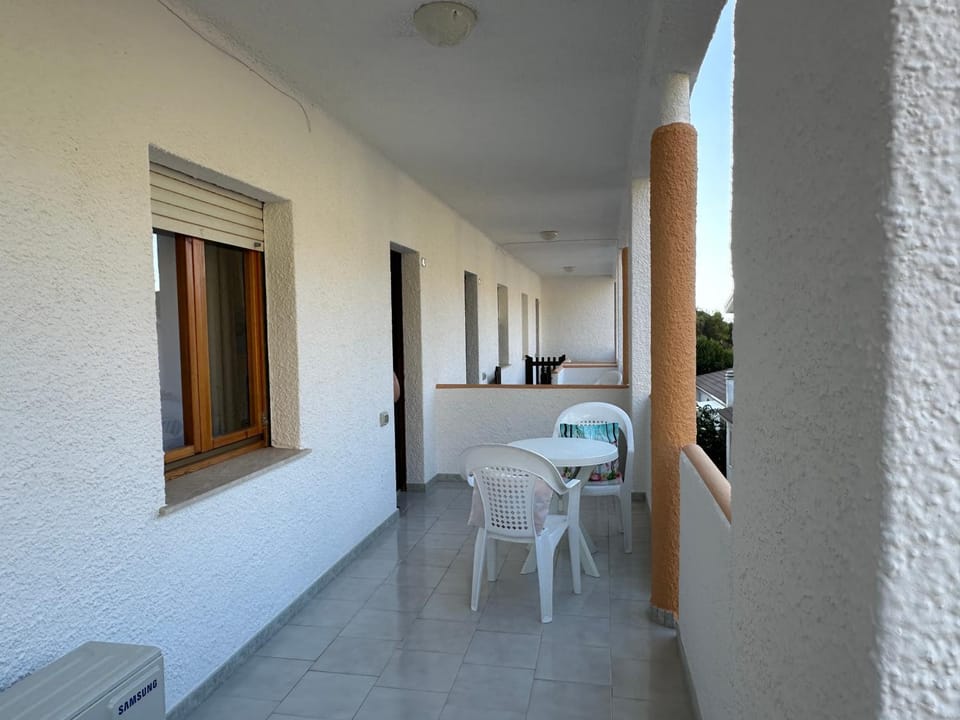 Balcony/Terrace, Living room, Seating area, Dining area